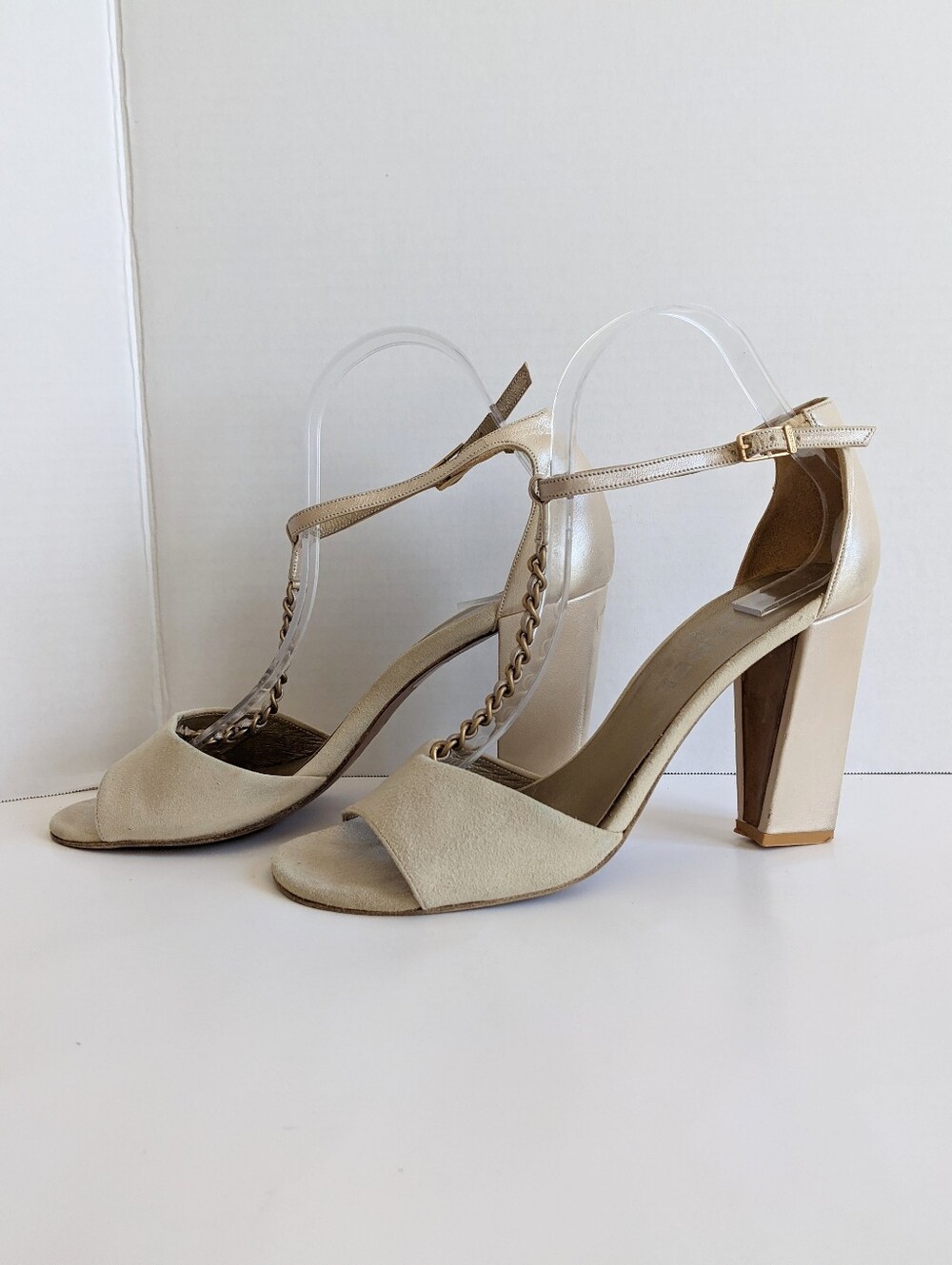 VINTAGE CHANEL Chain Heels 38.5 - Picture 13 of 16